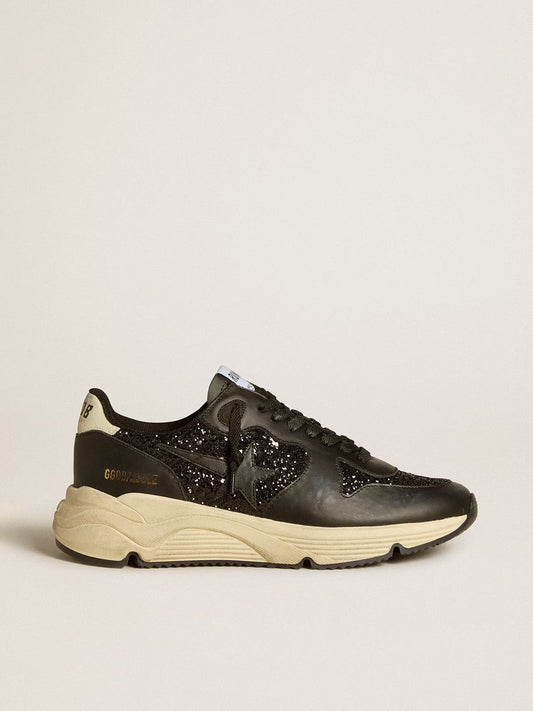 Running Sole à paillettes noires avec étoile en cuir et contrefort en cuir nubuck